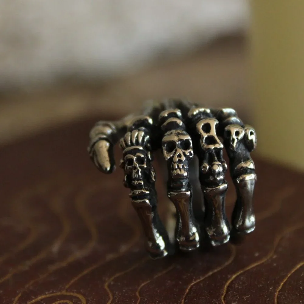 Gothic Statement Ring, Skeleton Hand and Fingers, Size approx 6.5-7 - Picture 5 of 10